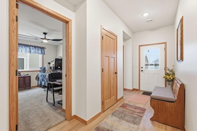 511 Southfork Cir SE, Hutchinson, MN 55350 - photo 6