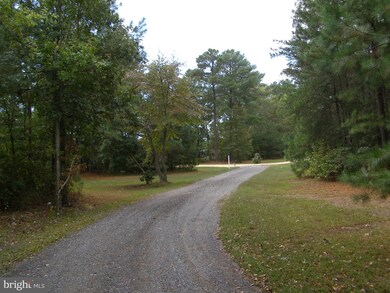 18964 Tyler Adams Ln, Valley Lee, MD 20692 - photo 3