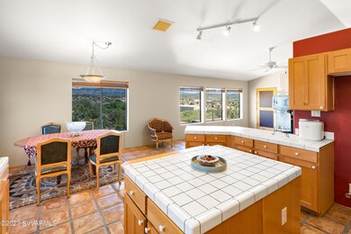 5933 N Bentley Court