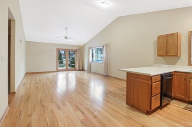 1855 W Ash St, Griffith, IN 46319 - photo 4