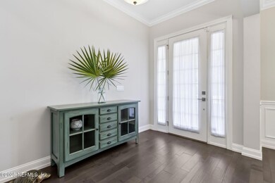 Light and bright foyer
