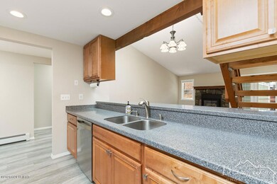 8130 Woodgreen Cir, Anchorage, AK 99518 - photo 5