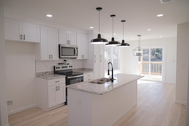 651 S Center St, Spartanburg, SC 29301 - photo 7