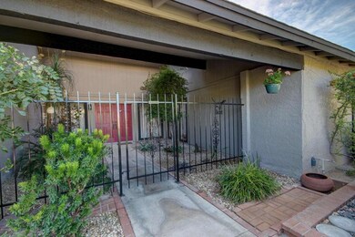 801 E Chilton Dr, Tempe, AZ 85283 - photo 3