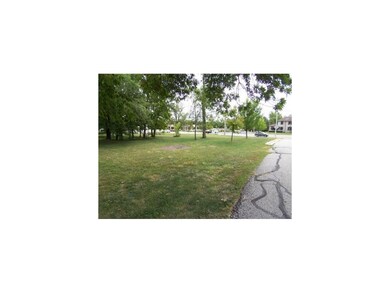 This is the back of the lot looking South towards 