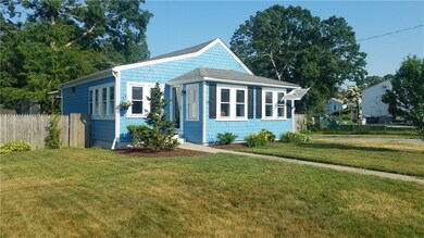 64 Wilbur Ave, Warwick, RI 02889 - photo 3