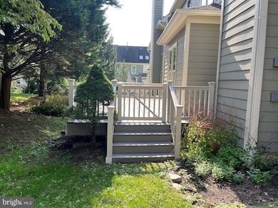 11 Old Granary Ct, Catonsville, MD 21228 - photo 3