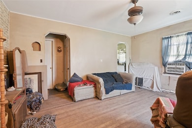 1121 15th Ave SW, Cedar Rapids, IA 52404 - photo 4