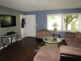 862 Glendale Dr, Franklin, IN 46131 - photo 2