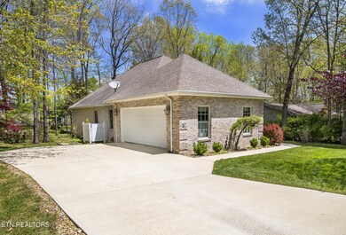 21 Black Oak Cir, Crossville, TN 38558 - photo 4
