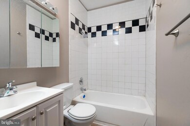 1722 Aliceanna St unit 3, Baltimore, MD 21231 - photo 6