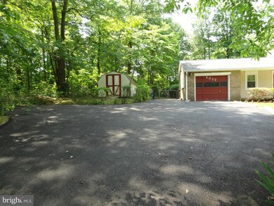 6017 Snowdens Run Rd, Sykesville, MD 21784 - photo 3