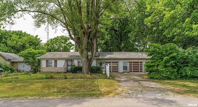 1519 Pekin St, Lincoln, IL 62656 - photo 2