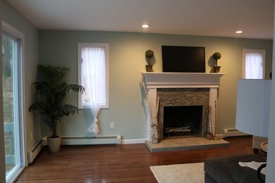 230 North St, Upton, MA 01568 - photo 4