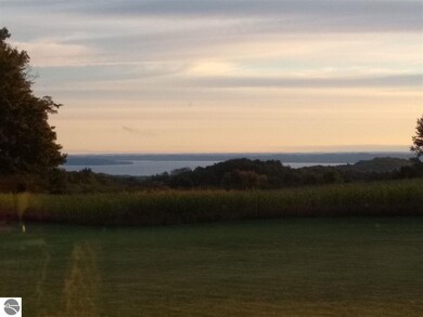 13543 S Bahia Vista Dr, Traverse City, MI 49684 - photo 4