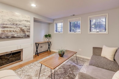 4212 N Ashland Ave unit GS, Chicago, IL 60613 - photo 4