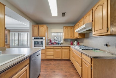 119 Burkett Ln, Red Oak, TX 75154 - photo 7