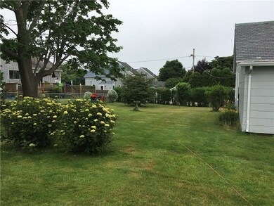 13 Draper Ave, Middletown, RI 02842 - photo 3