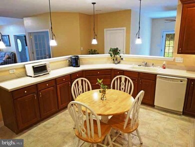 2030 Rose Dr, Pennsburg, PA 18073 - photo 5