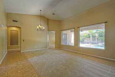 7221 E Wi-004-14-Living Ro-MLS_Size
