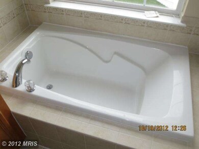 2203 Diloreta Dr, Woodbridge, VA 22191 - photo 5