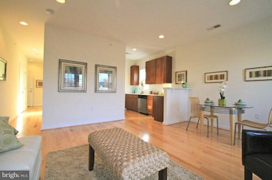 732 Lamont St NW unit 402, Washington, DC 20010 - photo 5