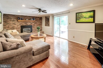 9410 Indigo Ct, Columbia, MD 21046 - photo 6