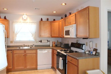5 Tampa Dr unit F6, Rochester, NH 03867 - photo 4