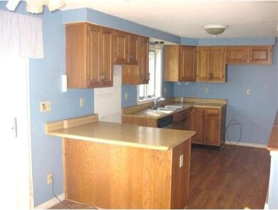 123 Henshaw St, Leicester, MA 01524 - photo 4