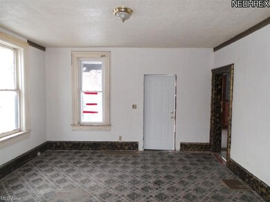 1123 4th St NE, Canton, OH 44704 - photo 3