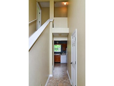 Entry/Foyer.