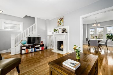 Family Room - 328 E Jenkins Ave (3) (Med