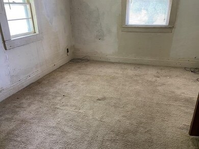 158 S Fisher St, Wabash, IN 46992 - photo 5