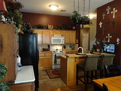 609 Bent Tree Rd, Noble, OK 73068 - photo 6