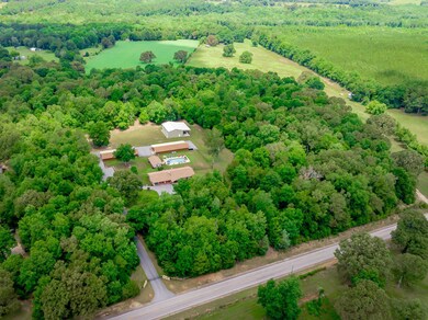 4-web-or-mls-205 Dragstrip Road - 004