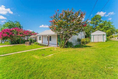 1515 N Elm St, Weatherford, TX 76086 - photo 3