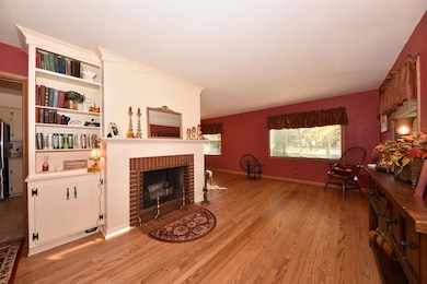 9602 W Arthur Ave, Milwaukee, WI 53227 - photo 3