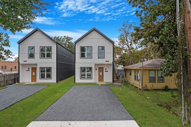 8205 Moon Beam St unit A, Houston, TX 77088 - photo 2