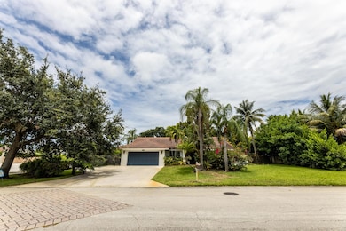 1770 Emilio Ln, West Palm Beach, FL 33406 - photo 2