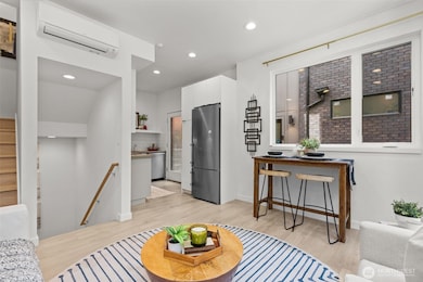 716 11th Ave E unit A, Seattle, WA 98102 - photo 5