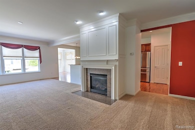 Great Room w/ gas fireplace