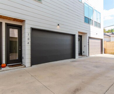 5908 Lindell Ave unit 104, Dallas, TX 75206 - photo 3