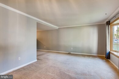 139 Bourbon Ct, Parkville, MD 21234 - photo 3