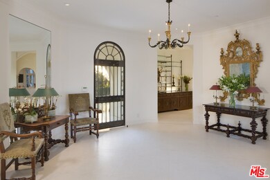1270 Shadow Hill Way, Beverly Hills, CA 90210 - photo 2