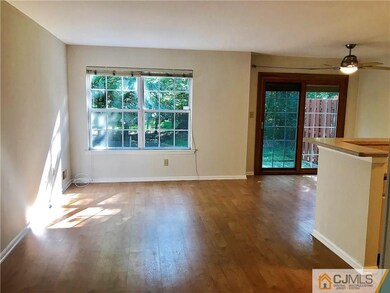 275 Shady Oak Ct unit 75, Piscataway, NJ 08854 - photo 5