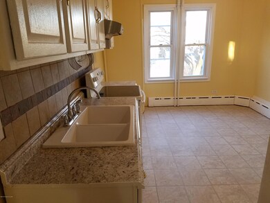 Roberto kitchen i