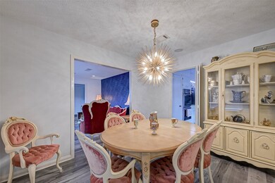 328 Saint Cloud Dr, Friendswood, TX 77546 - photo 5