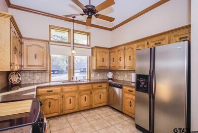 2108 Highmont Ct, Tyler, TX 75703 - photo 5