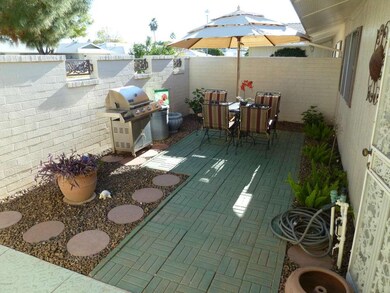 b COURT YARD