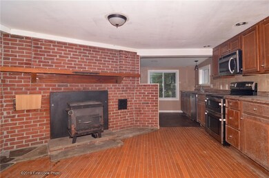 49 Smith Ave, Greenville, RI 02828 - photo 4